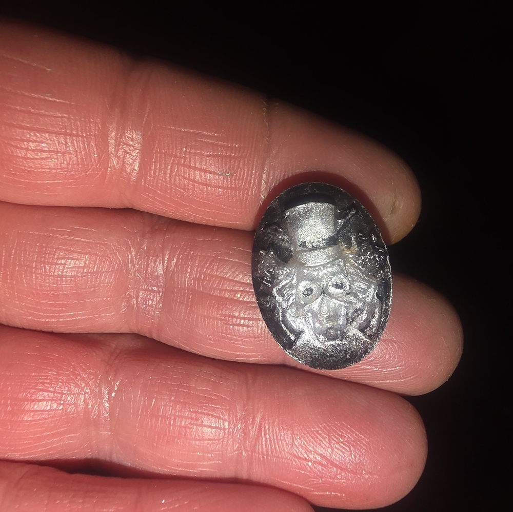 Small Skull Cameo With Tophat Mold ~ Jewelry Making - Resin / Polymer Clay